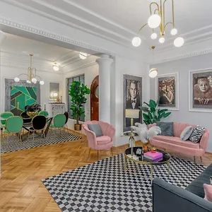 https://the-great-gatsby.bucharesthotelsnow.com
