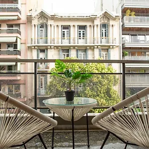 https://houseloft-grand-casa.hotels-of-thessaloniki.com